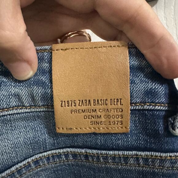 ZARA Basic Z1975 Denim Women's Rolled up embellished distressed Jeans Size US 8 - Picture 6 of 13